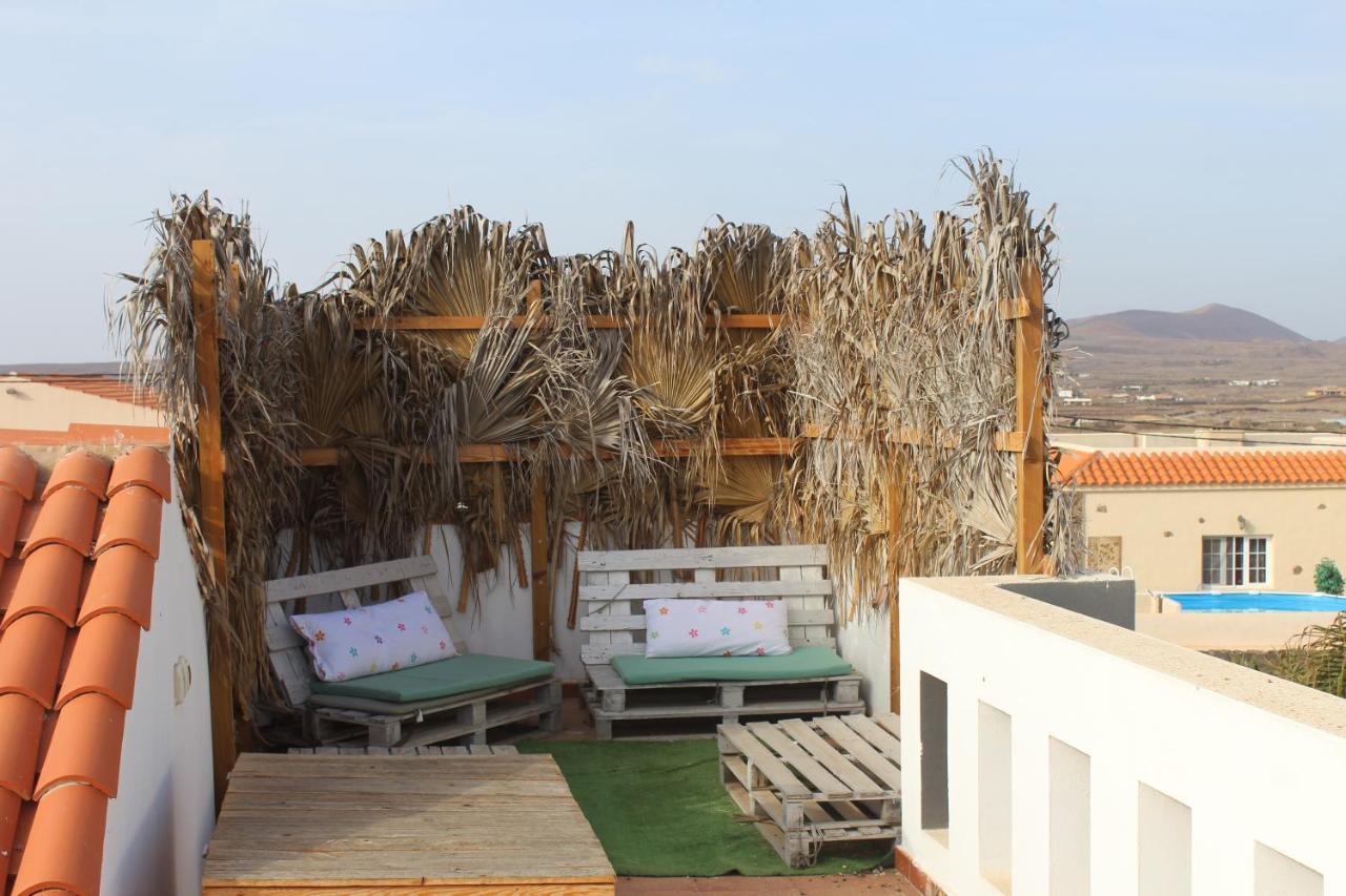 Da Mata Kite&Surf House Bed & Breakfast Lajares Exterior photo