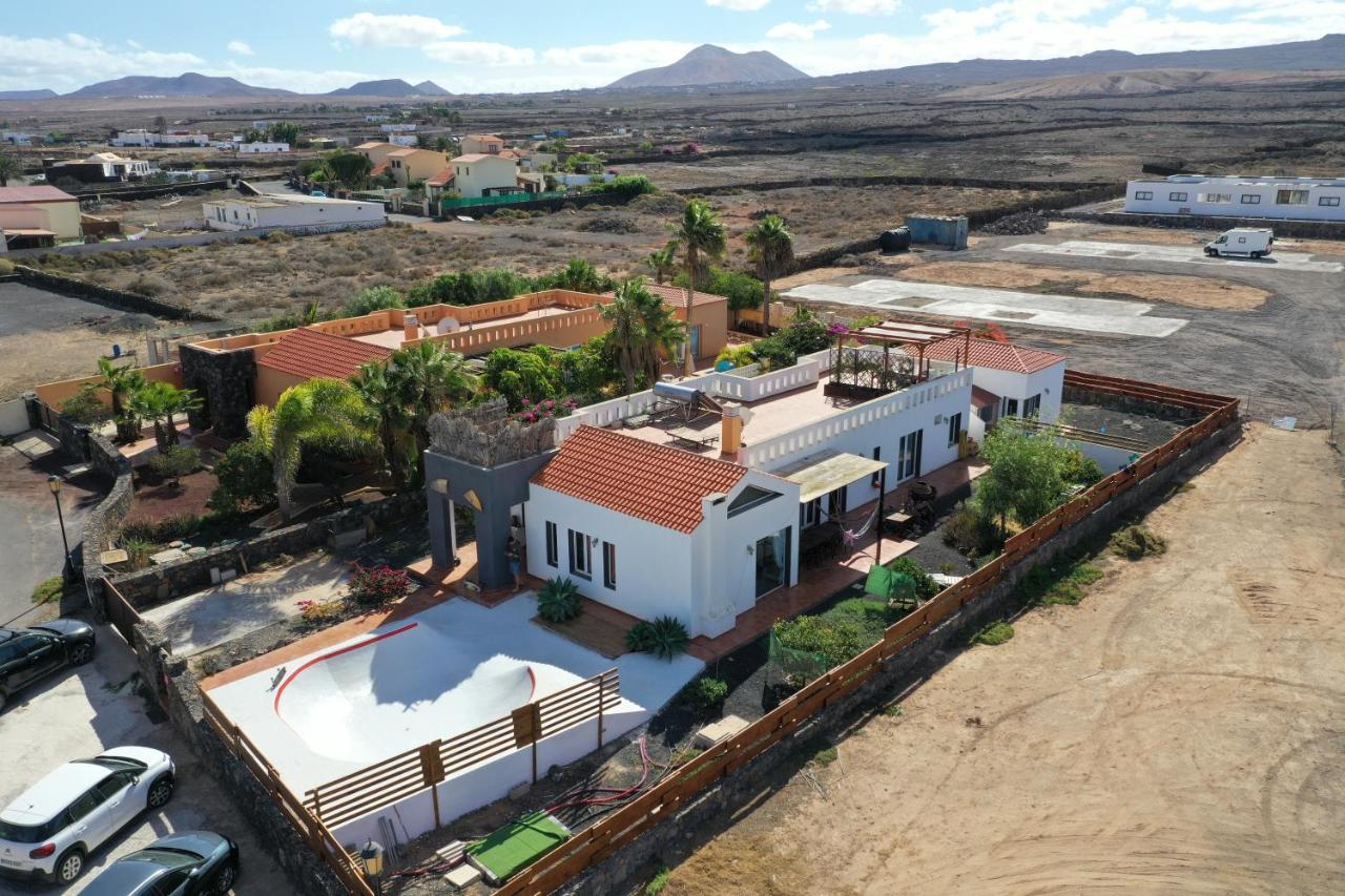 Da Mata Kite&Surf House Bed & Breakfast Lajares Exterior photo