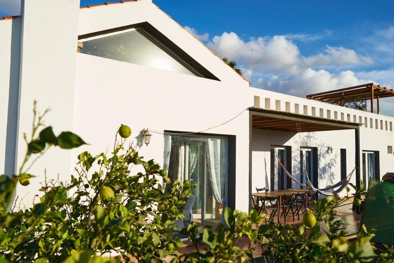 Da Mata Kite&Surf House Bed & Breakfast Lajares Exterior photo