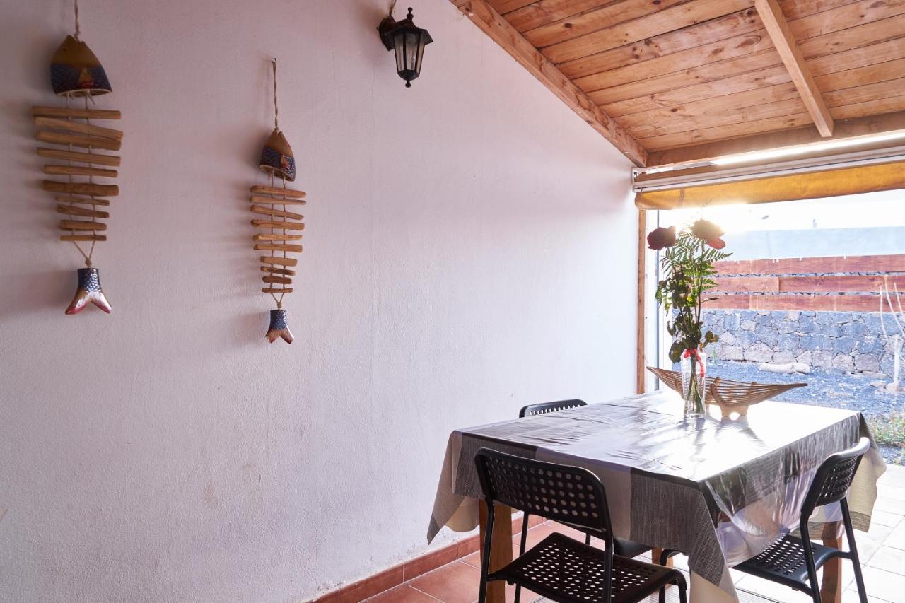 Da Mata Kite&Surf House Bed & Breakfast Lajares Exterior photo