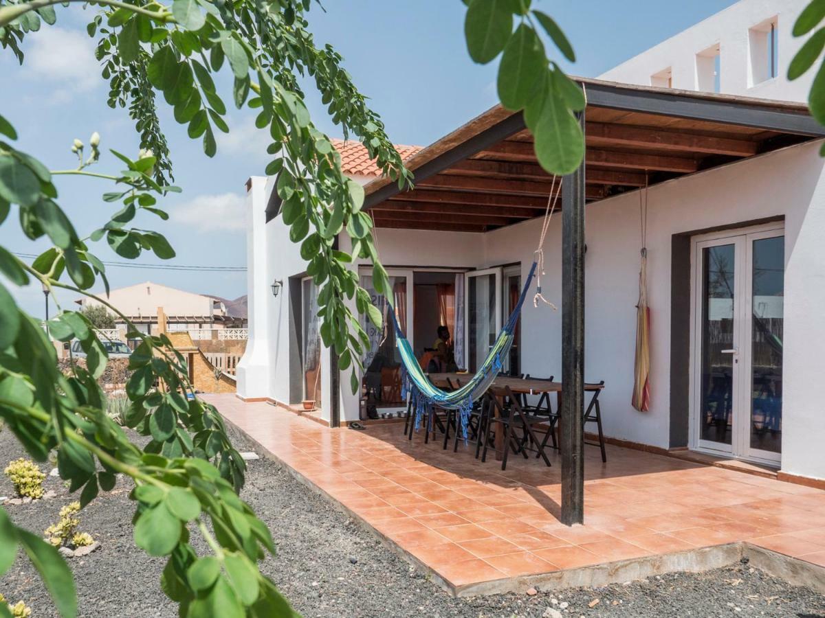 Da Mata Kite&Surf House Bed & Breakfast Lajares Exterior photo